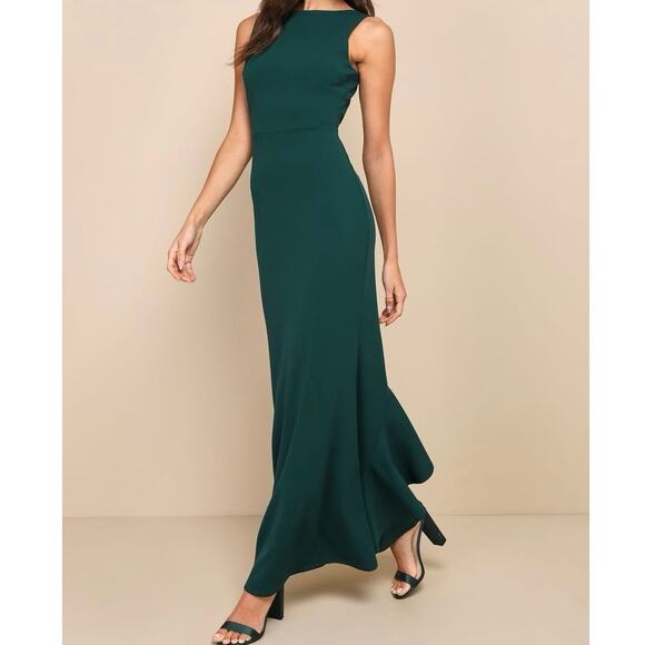 NWT Lulus Exquisite Refinement Emerald Backless Bow Ruffled Maxi Dress Size M - Picture 1 of 13